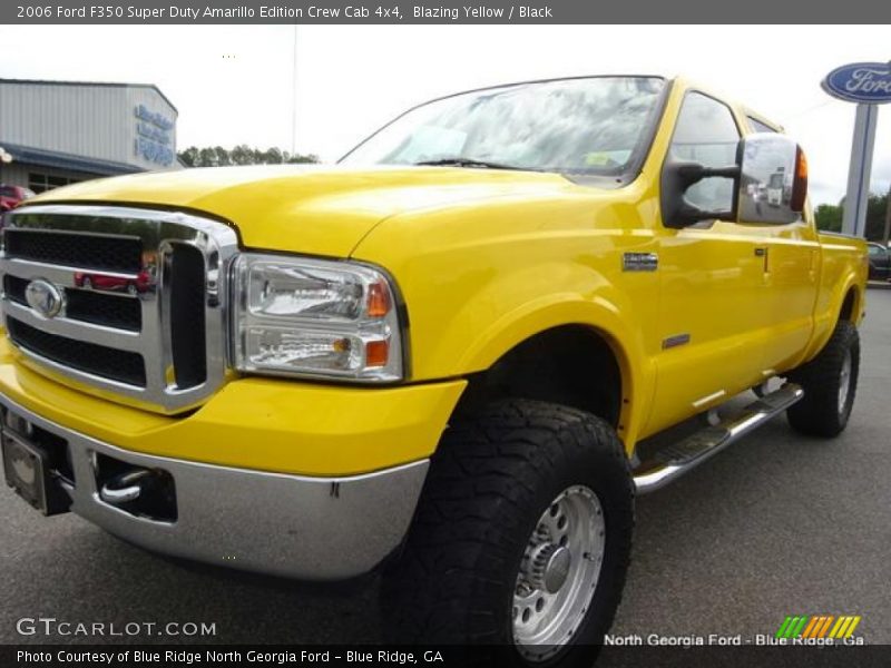 Blazing Yellow / Black 2006 Ford F350 Super Duty Amarillo Edition Crew Cab 4x4