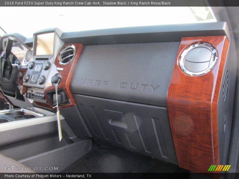 Shadow Black / King Ranch Mesa/Black 2016 Ford F250 Super Duty King Ranch Crew Cab 4x4