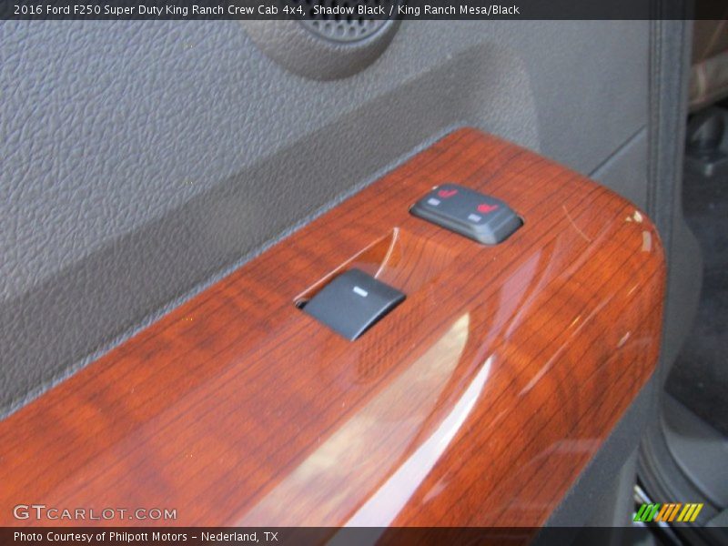 Shadow Black / King Ranch Mesa/Black 2016 Ford F250 Super Duty King Ranch Crew Cab 4x4