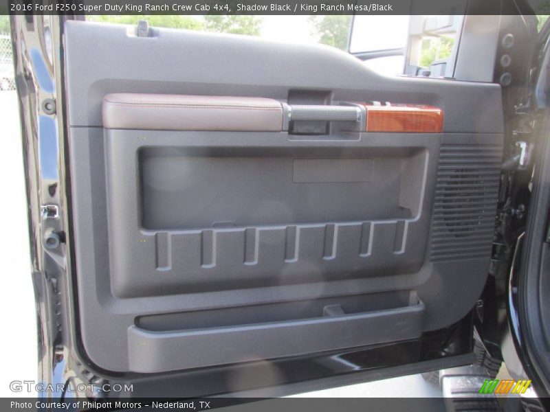 Shadow Black / King Ranch Mesa/Black 2016 Ford F250 Super Duty King Ranch Crew Cab 4x4