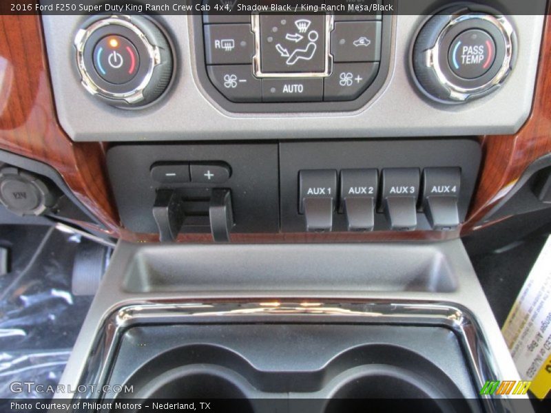 Shadow Black / King Ranch Mesa/Black 2016 Ford F250 Super Duty King Ranch Crew Cab 4x4