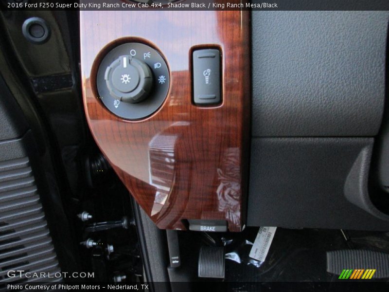 Shadow Black / King Ranch Mesa/Black 2016 Ford F250 Super Duty King Ranch Crew Cab 4x4