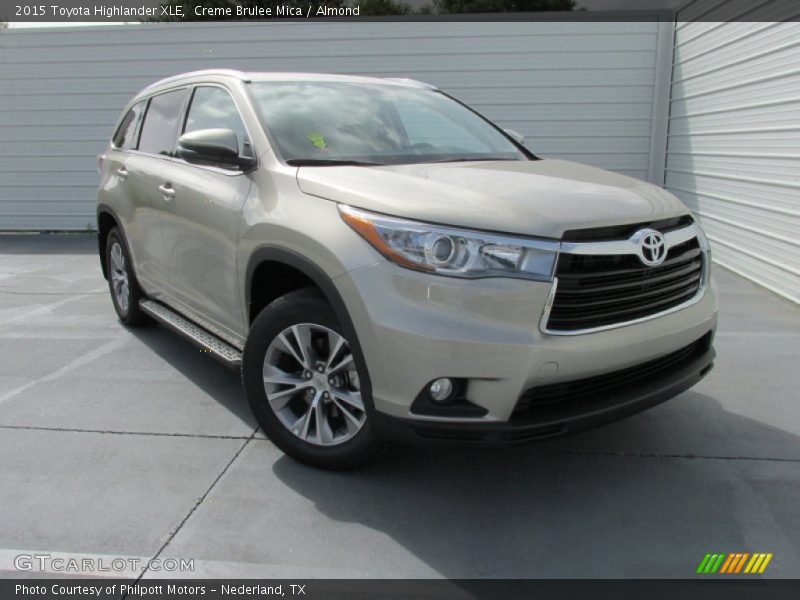 Creme Brulee Mica / Almond 2015 Toyota Highlander XLE