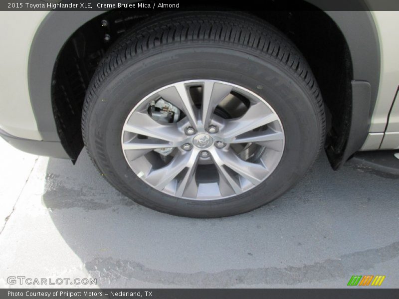 Creme Brulee Mica / Almond 2015 Toyota Highlander XLE