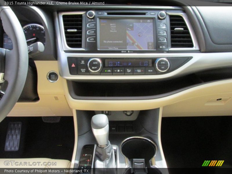 Creme Brulee Mica / Almond 2015 Toyota Highlander XLE