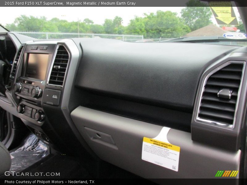Magnetic Metallic / Medium Earth Gray 2015 Ford F150 XLT SuperCrew