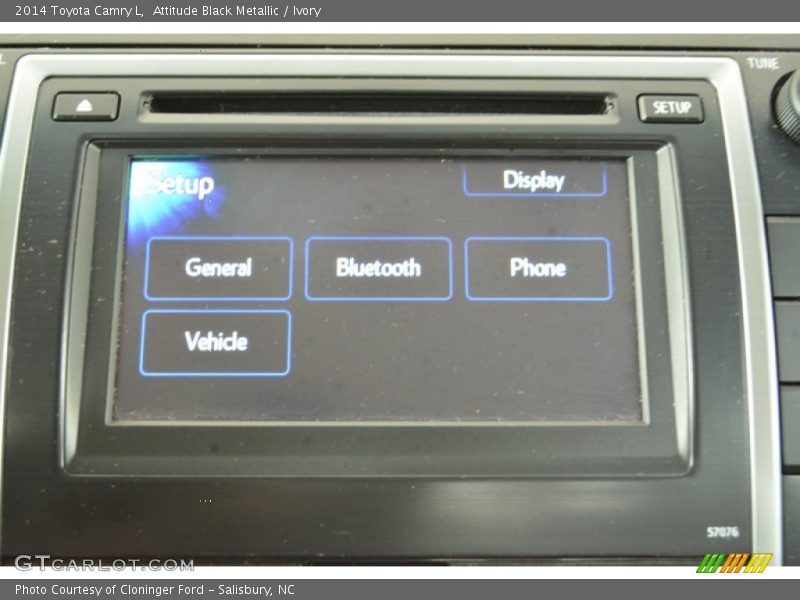 Attitude Black Metallic / Ivory 2014 Toyota Camry L