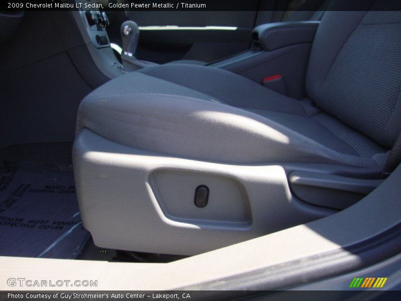 Golden Pewter Metallic / Titanium 2009 Chevrolet Malibu LT Sedan