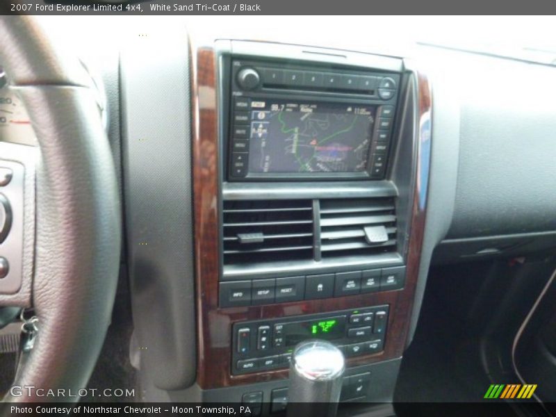 White Sand Tri-Coat / Black 2007 Ford Explorer Limited 4x4
