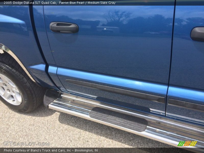 Patriot Blue Pearl / Medium Slate Gray 2005 Dodge Dakota SLT Quad Cab