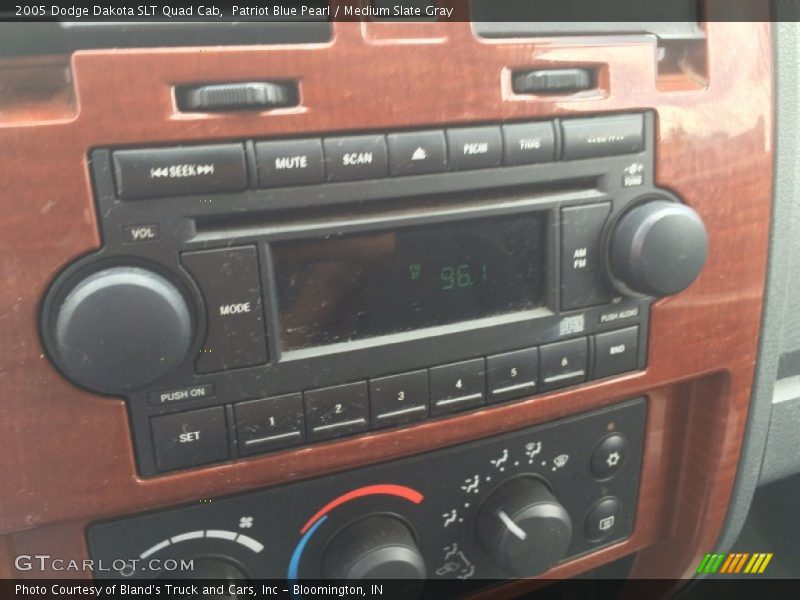 Patriot Blue Pearl / Medium Slate Gray 2005 Dodge Dakota SLT Quad Cab