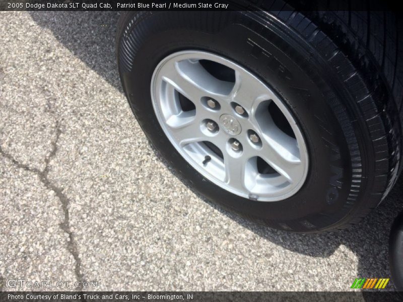Patriot Blue Pearl / Medium Slate Gray 2005 Dodge Dakota SLT Quad Cab