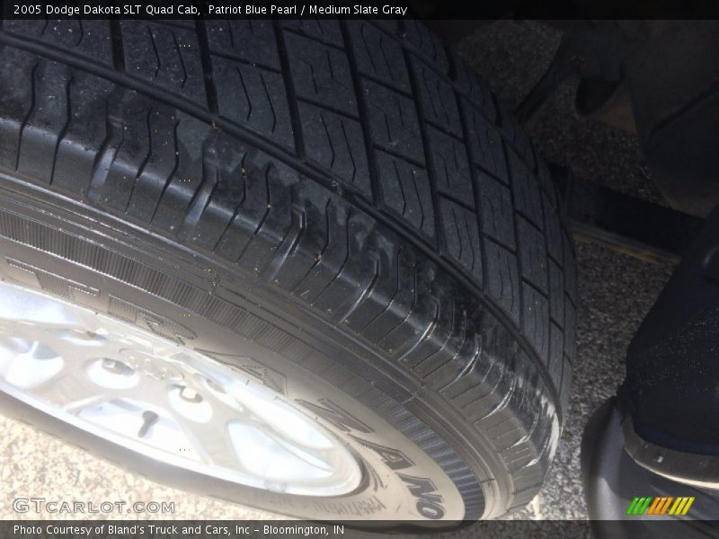 Patriot Blue Pearl / Medium Slate Gray 2005 Dodge Dakota SLT Quad Cab