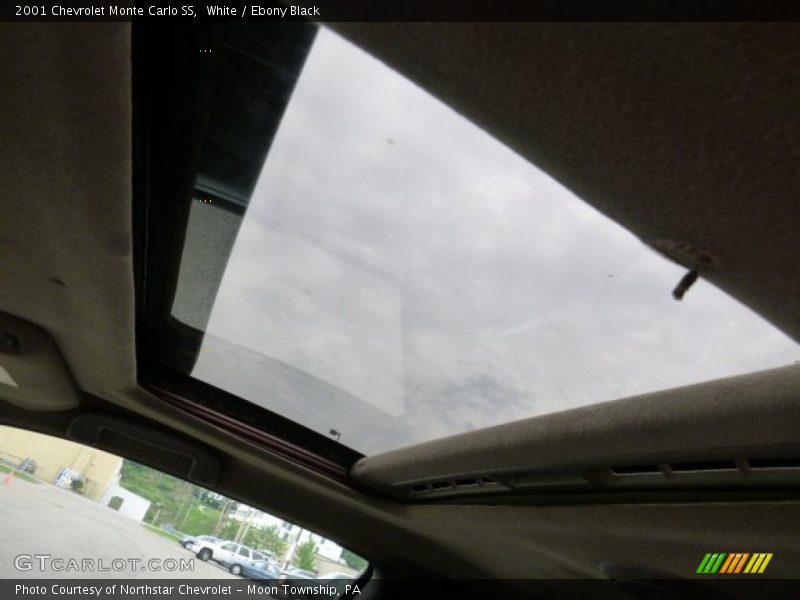 White / Ebony Black 2001 Chevrolet Monte Carlo SS