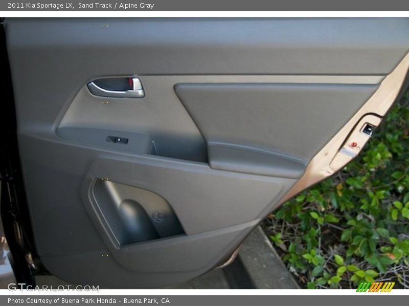 Sand Track / Alpine Gray 2011 Kia Sportage LX