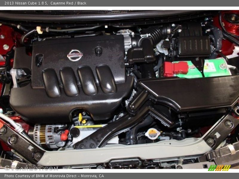 Cayenne Red / Black 2013 Nissan Cube 1.8 S