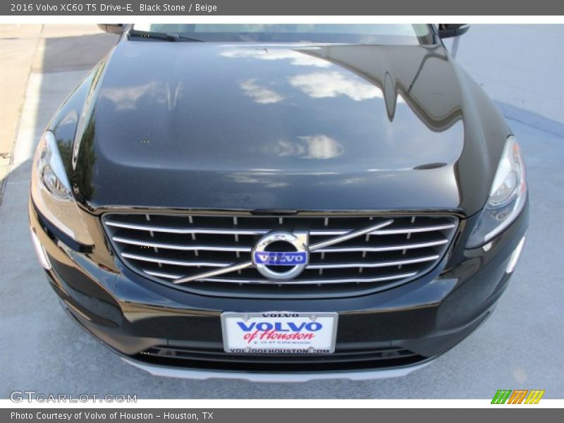 Black Stone / Beige 2016 Volvo XC60 T5 Drive-E