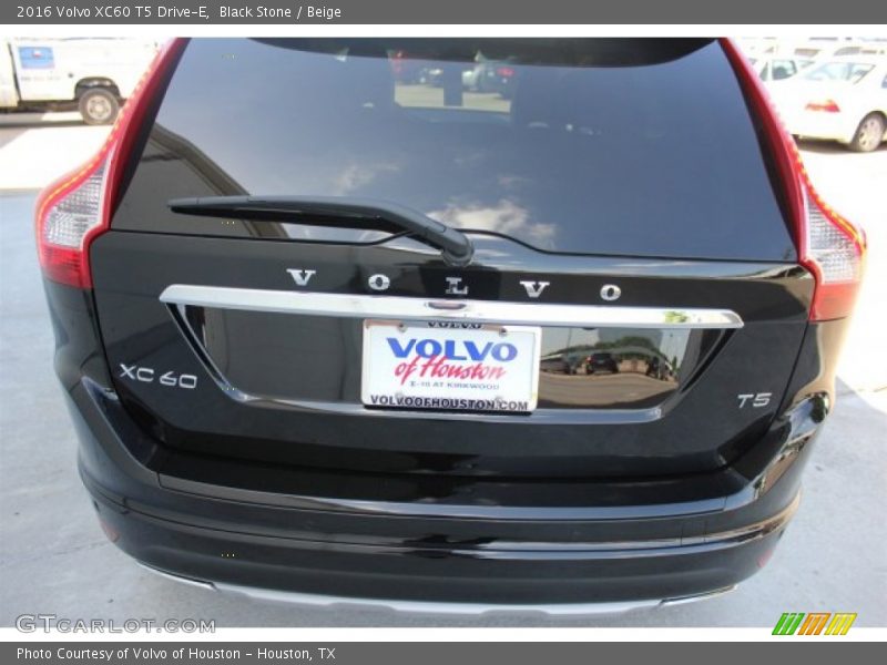 Black Stone / Beige 2016 Volvo XC60 T5 Drive-E