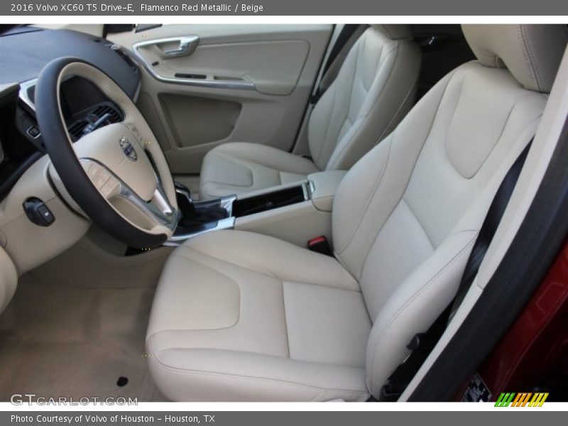 Flamenco Red Metallic / Beige 2016 Volvo XC60 T5 Drive-E