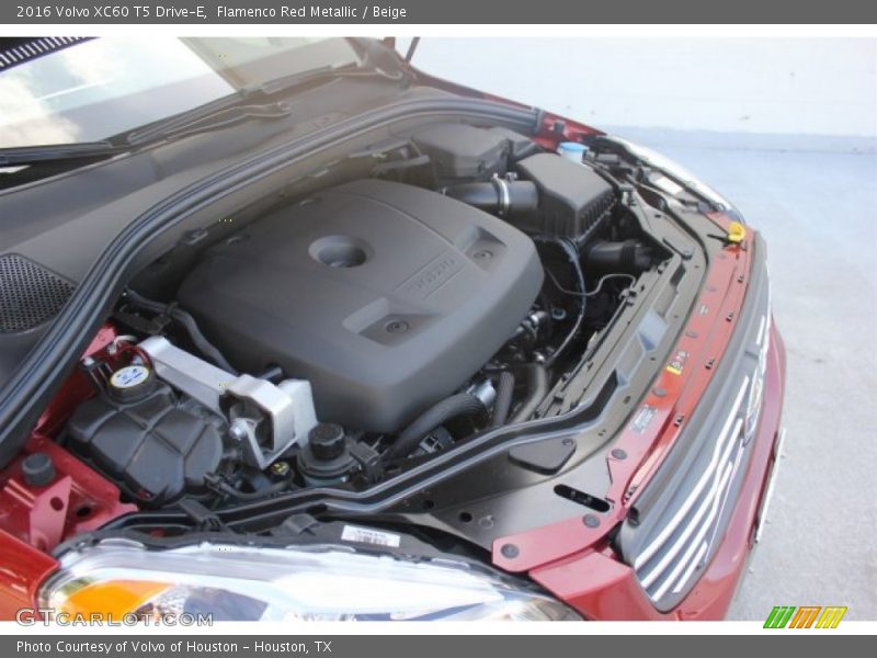 Flamenco Red Metallic / Beige 2016 Volvo XC60 T5 Drive-E