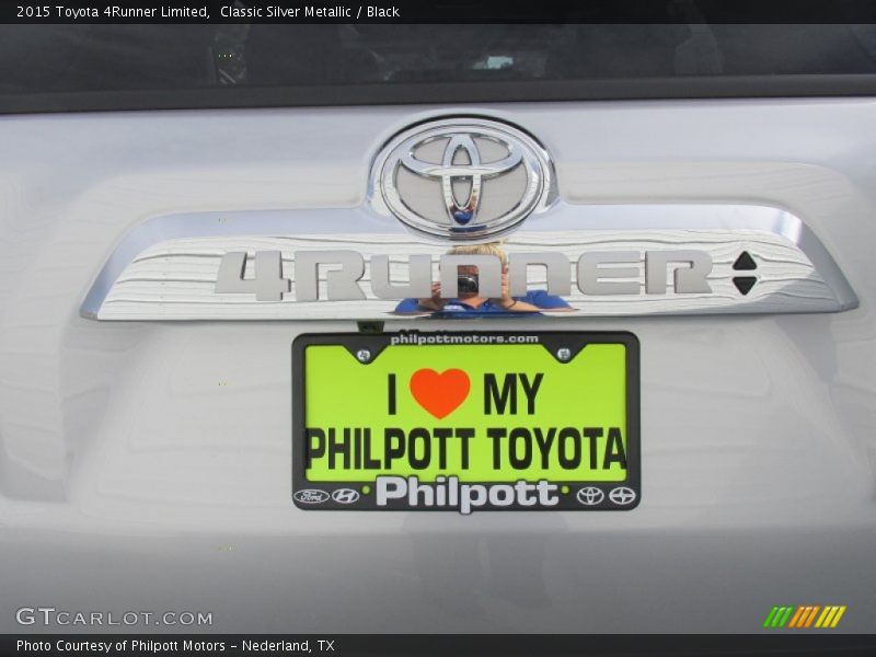 Classic Silver Metallic / Black 2015 Toyota 4Runner Limited