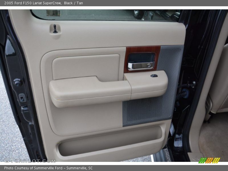 Black / Tan 2005 Ford F150 Lariat SuperCrew