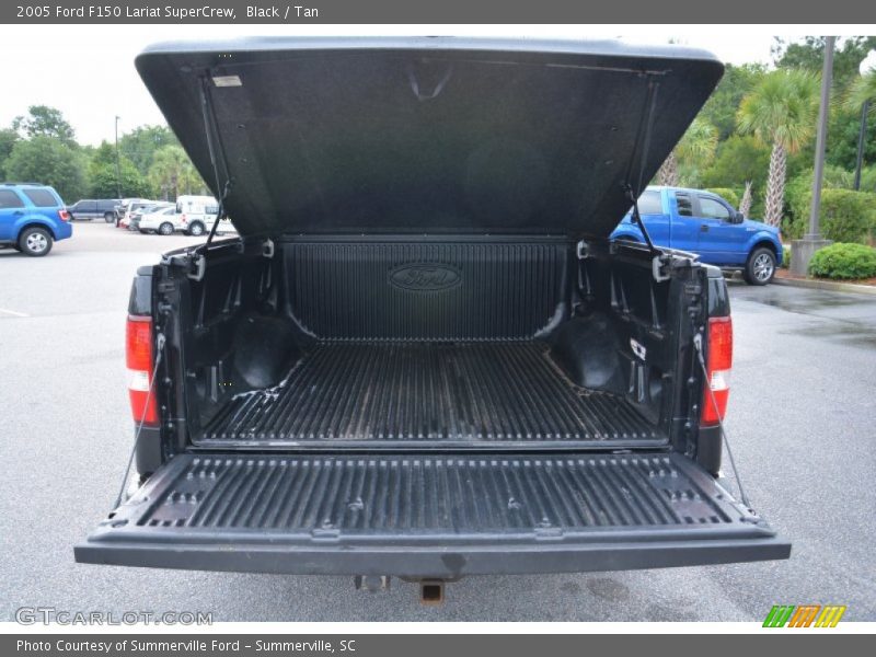 Black / Tan 2005 Ford F150 Lariat SuperCrew