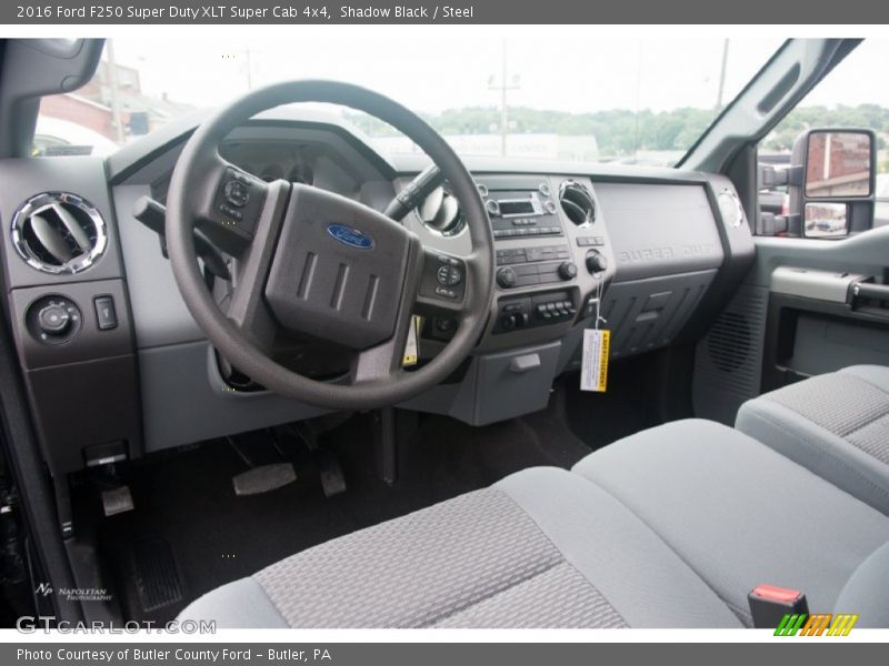 Steel Interior - 2016 F250 Super Duty XLT Super Cab 4x4 