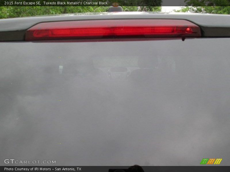 Tuxedo Black Metallic / Charcoal Black 2015 Ford Escape SE