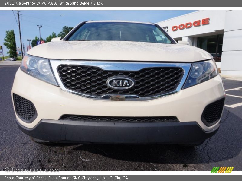White Sand Beige / Black 2011 Kia Sorento LX V6 AWD
