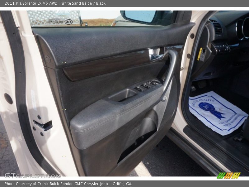 White Sand Beige / Black 2011 Kia Sorento LX V6 AWD