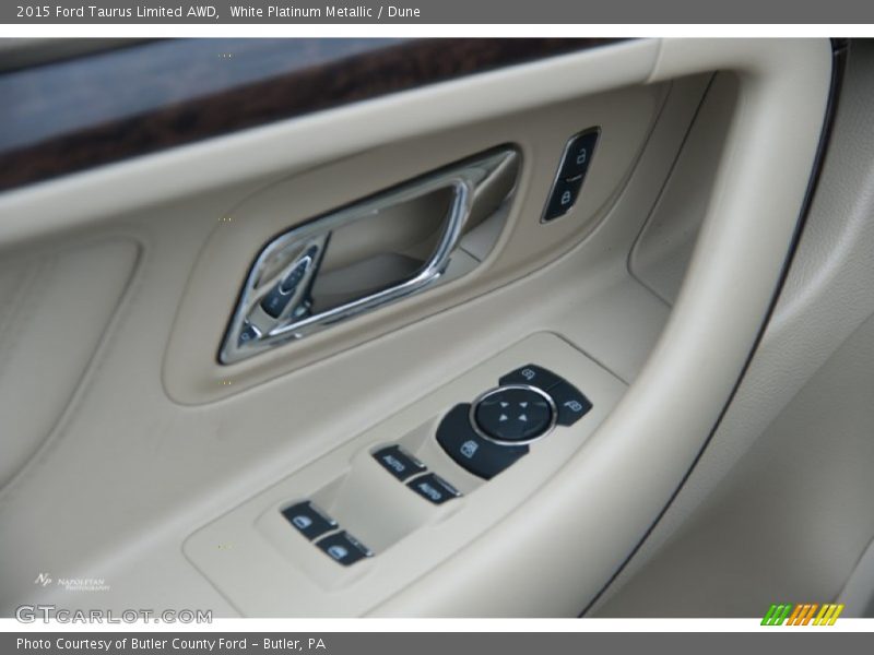 White Platinum Metallic / Dune 2015 Ford Taurus Limited AWD
