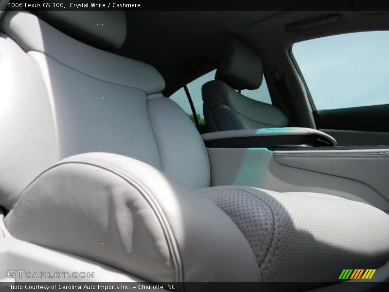 Crystal White / Cashmere 2006 Lexus GS 300