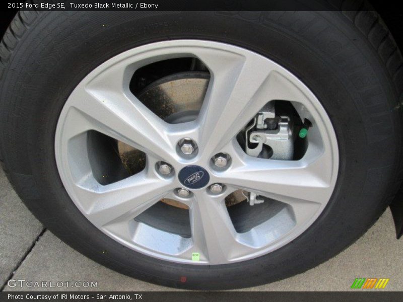 Tuxedo Black Metallic / Ebony 2015 Ford Edge SE