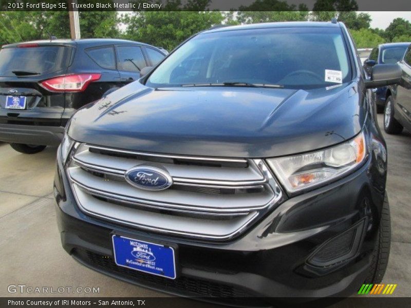 Tuxedo Black Metallic / Ebony 2015 Ford Edge SE