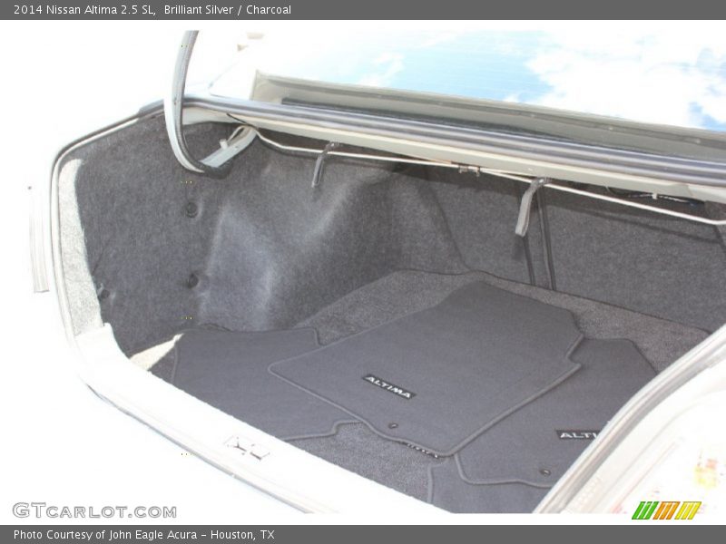 Brilliant Silver / Charcoal 2014 Nissan Altima 2.5 SL