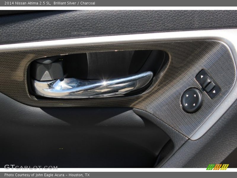 Brilliant Silver / Charcoal 2014 Nissan Altima 2.5 SL