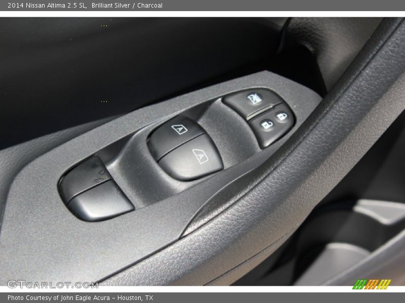 Brilliant Silver / Charcoal 2014 Nissan Altima 2.5 SL