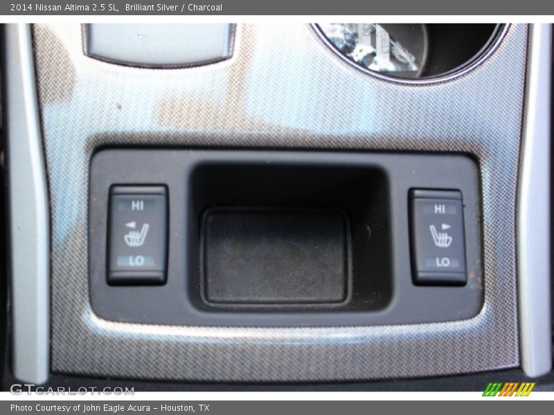 Brilliant Silver / Charcoal 2014 Nissan Altima 2.5 SL