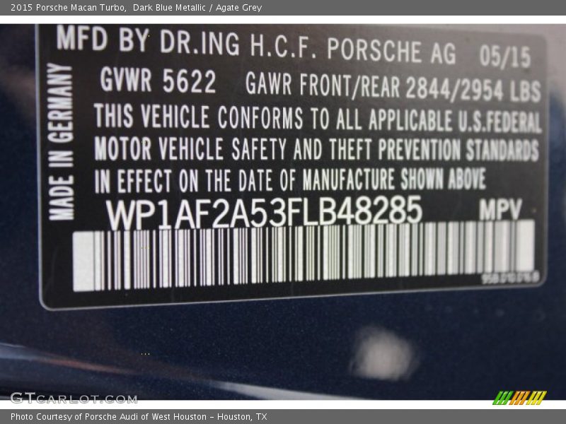 Dark Blue Metallic / Agate Grey 2015 Porsche Macan Turbo