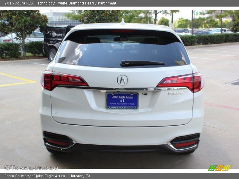 White Diamond Pearl / Parchment 2016 Acura RDX Technology