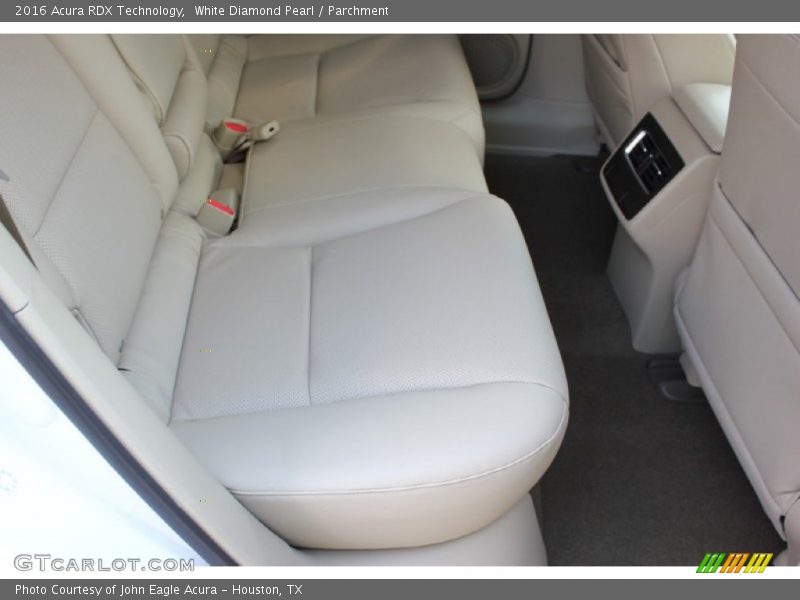 White Diamond Pearl / Parchment 2016 Acura RDX Technology