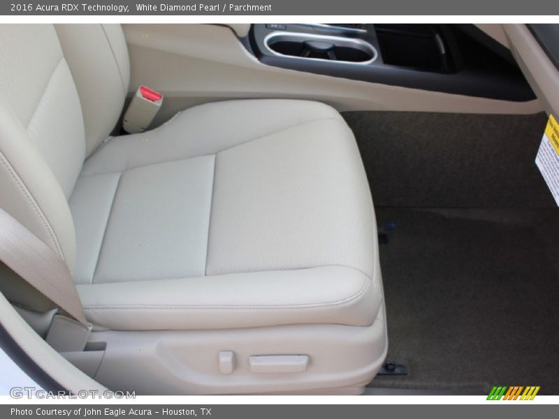 White Diamond Pearl / Parchment 2016 Acura RDX Technology