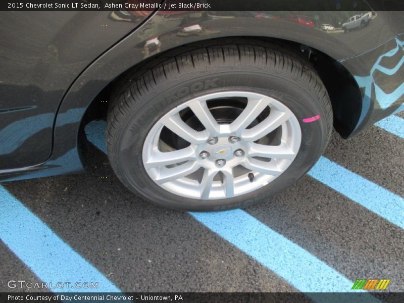 Ashen Gray Metallic / Jet Black/Brick 2015 Chevrolet Sonic LT Sedan