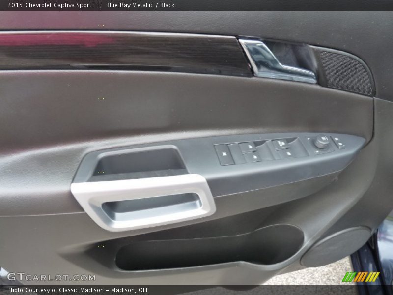 Blue Ray Metallic / Black 2015 Chevrolet Captiva Sport LT