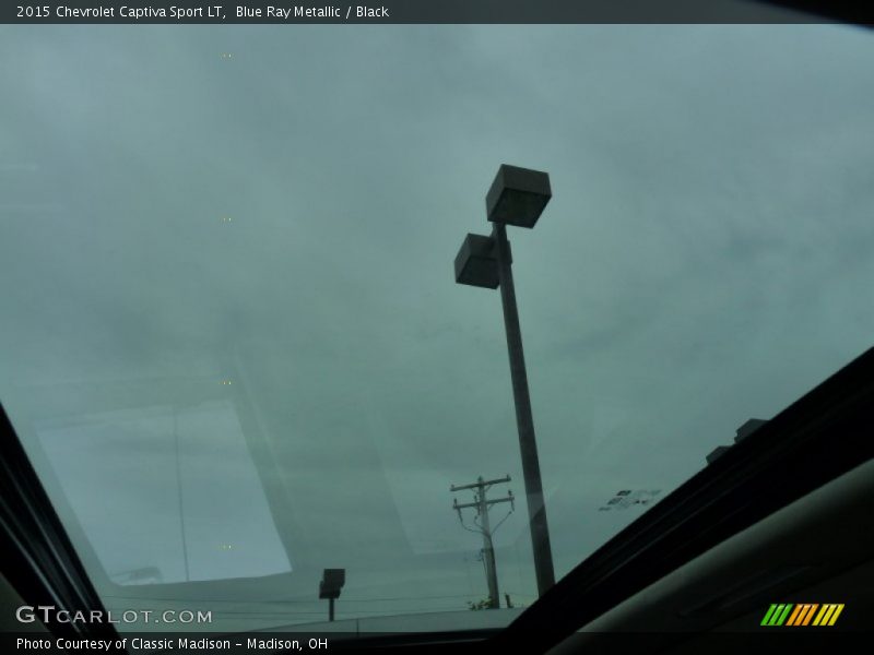Blue Ray Metallic / Black 2015 Chevrolet Captiva Sport LT