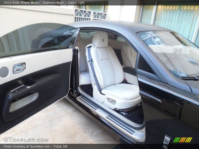 Diamond Black / Creme Light 2014 Rolls-Royce Wraith