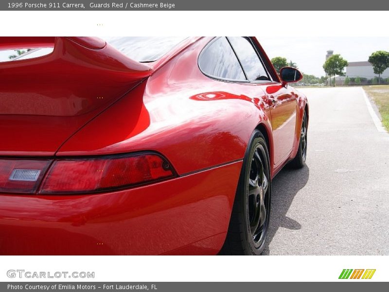 Guards Red / Cashmere Beige 1996 Porsche 911 Carrera