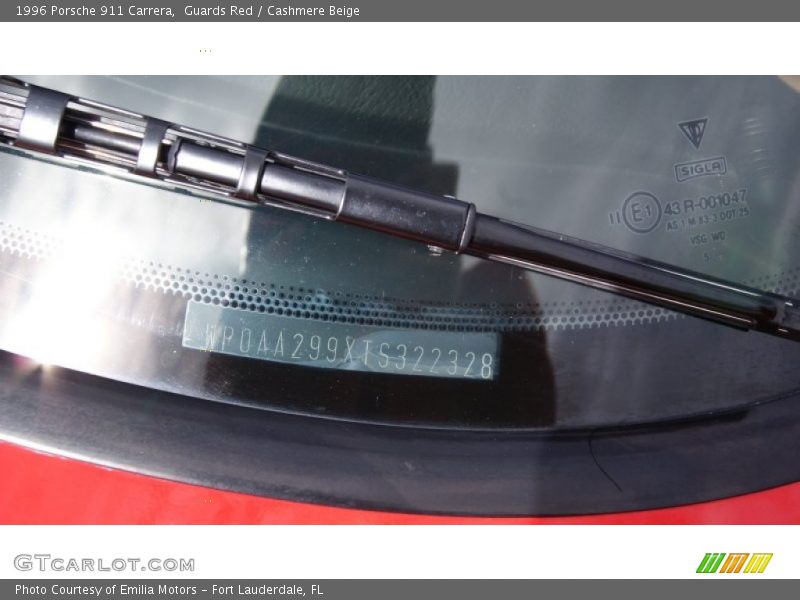Guards Red / Cashmere Beige 1996 Porsche 911 Carrera