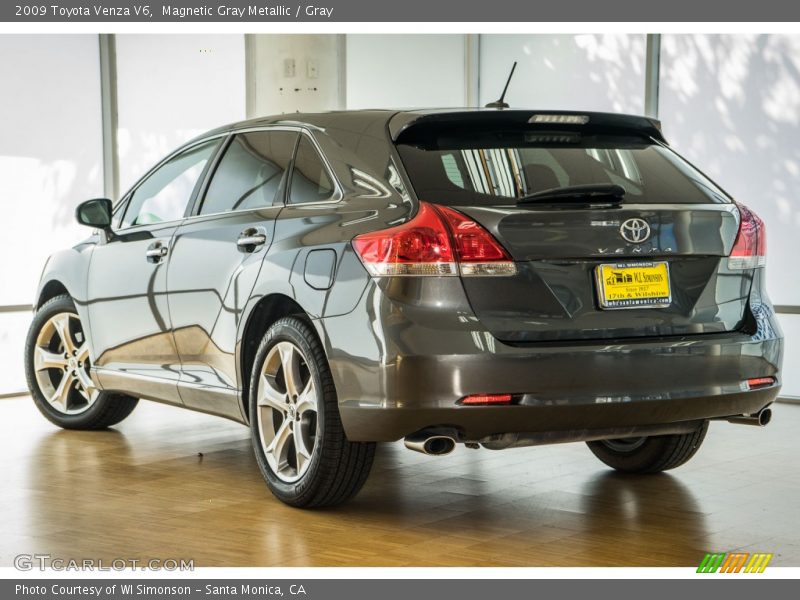 Magnetic Gray Metallic / Gray 2009 Toyota Venza V6